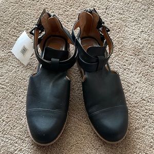 Girl size 5 Dolce Vita shoes